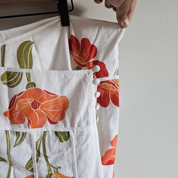 SABO White Floral Asymmetrical Button Waist Wrap Estelle Skirt In Poppy - Picture 5 of 14